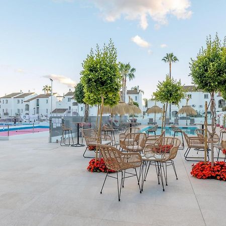 Hotel Residencia Deportiva Rozarossa Estepona Exteriér fotografie