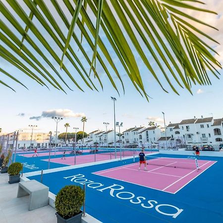 Hotel Residencia Deportiva Rozarossa Estepona Exteriér fotografie