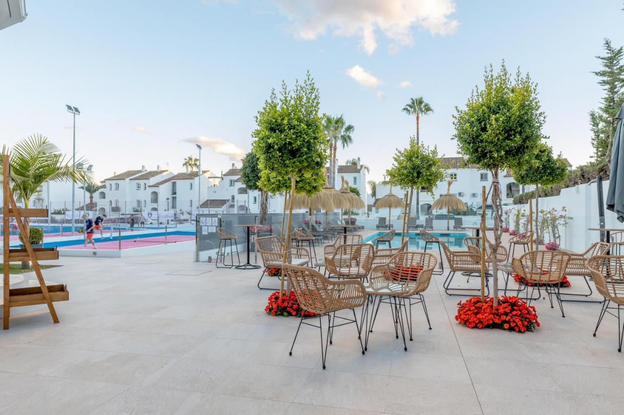 Hotel Residencia Deportiva Rozarossa Estepona Exteriér fotografie