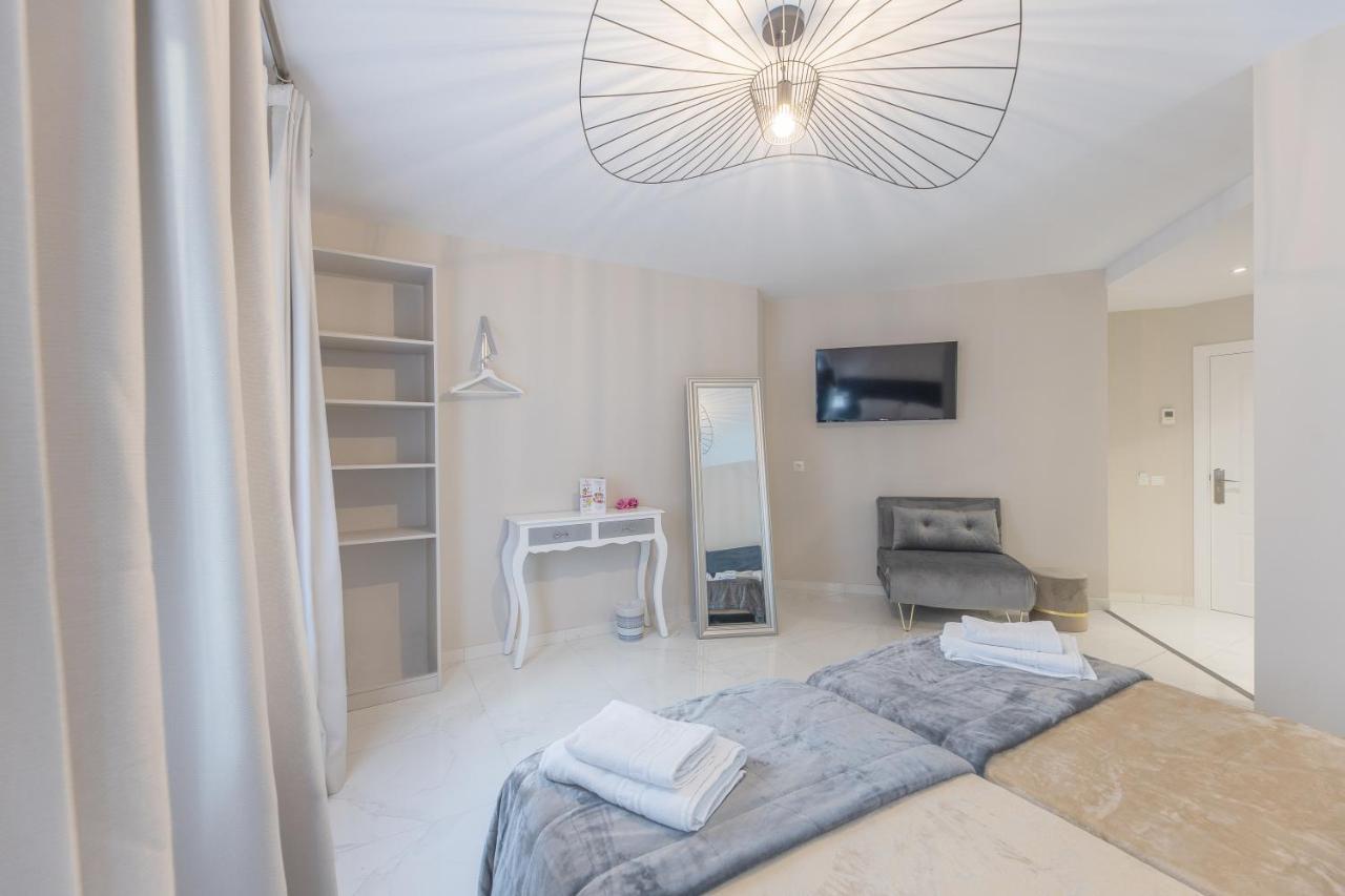 Hotel Residencia Deportiva Rozarossa Estepona Exteriér fotografie