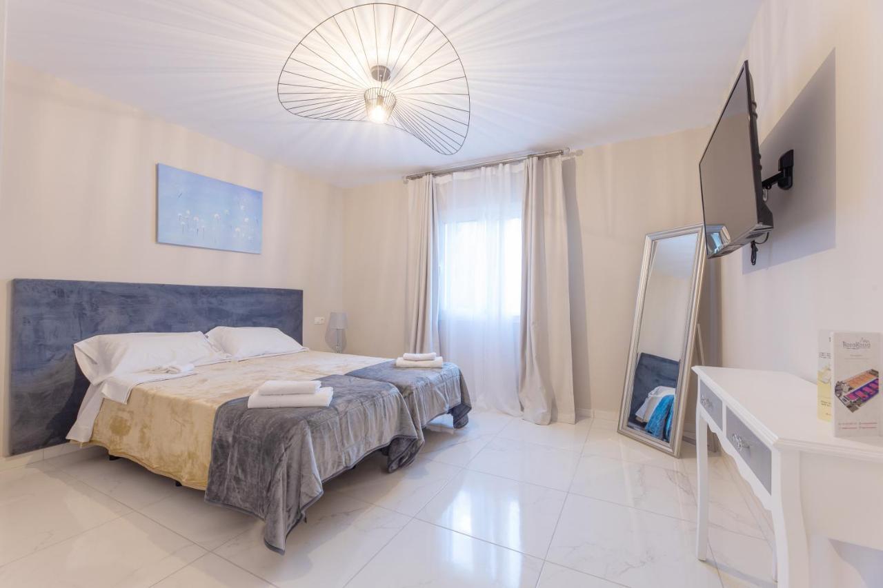Hotel Residencia Deportiva Rozarossa Estepona Exteriér fotografie