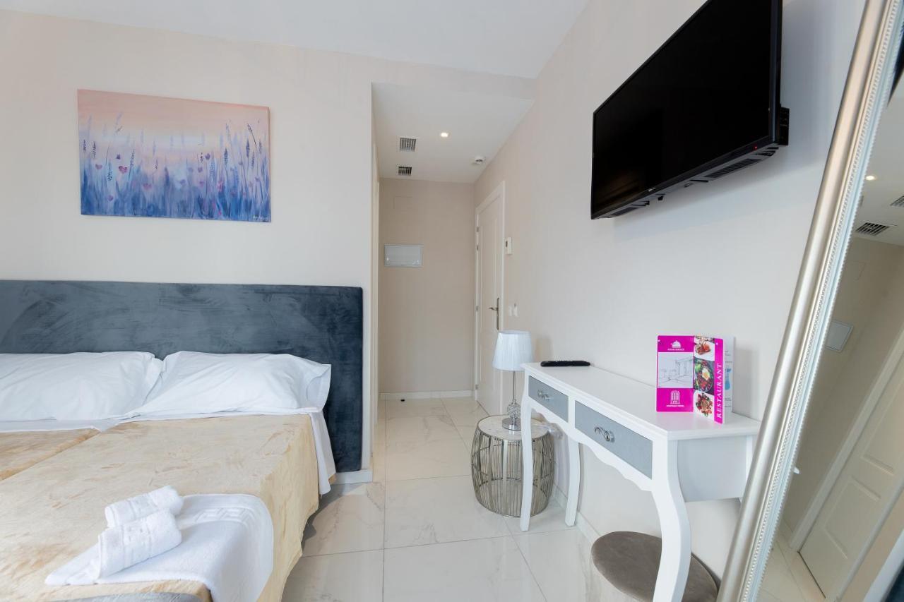 Hotel Residencia Deportiva Rozarossa Estepona Exteriér fotografie