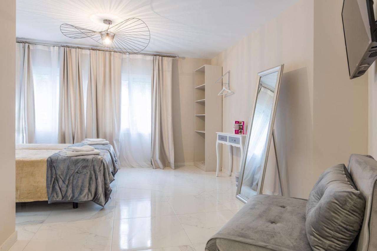 Hotel Residencia Deportiva Rozarossa Estepona Exteriér fotografie